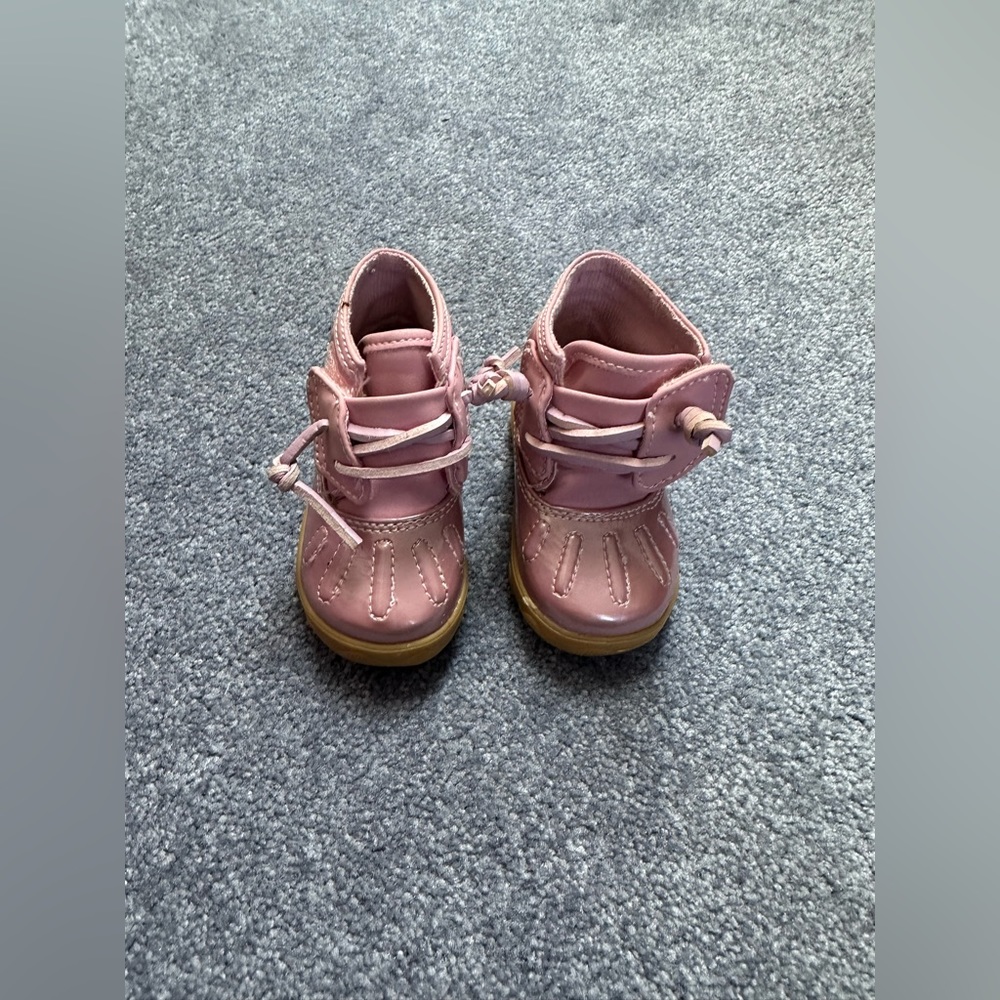 Sperry baby saltwater duck boot pink